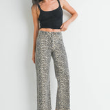 Polly Vintage Straight Legs in Leopard