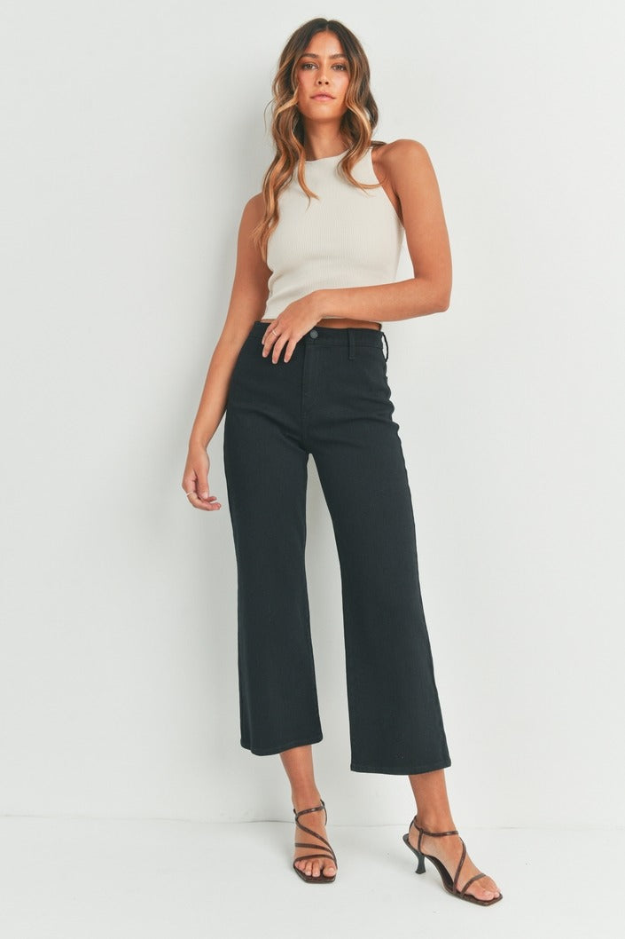 Holland Cropped Trousers in Black