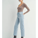 Ellen Vintage Straight Legs in Light Wash