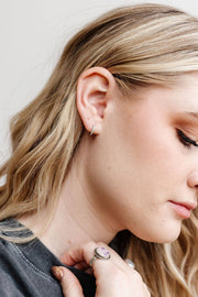 Lila Hoops in Silver